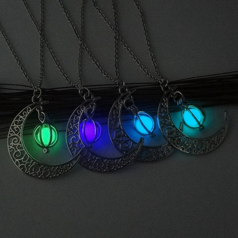 Collier lune en pierre lumineuse – vue 4