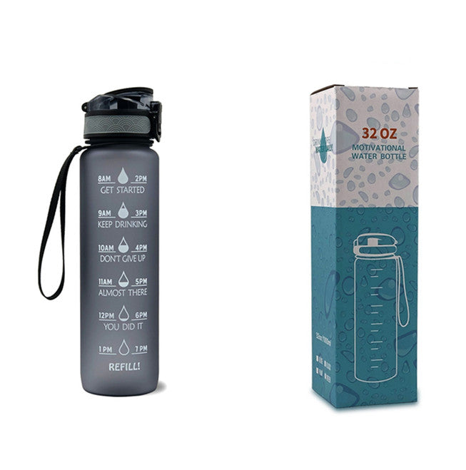 Gourde Tritan 1 L avec repères horaires – vue 3