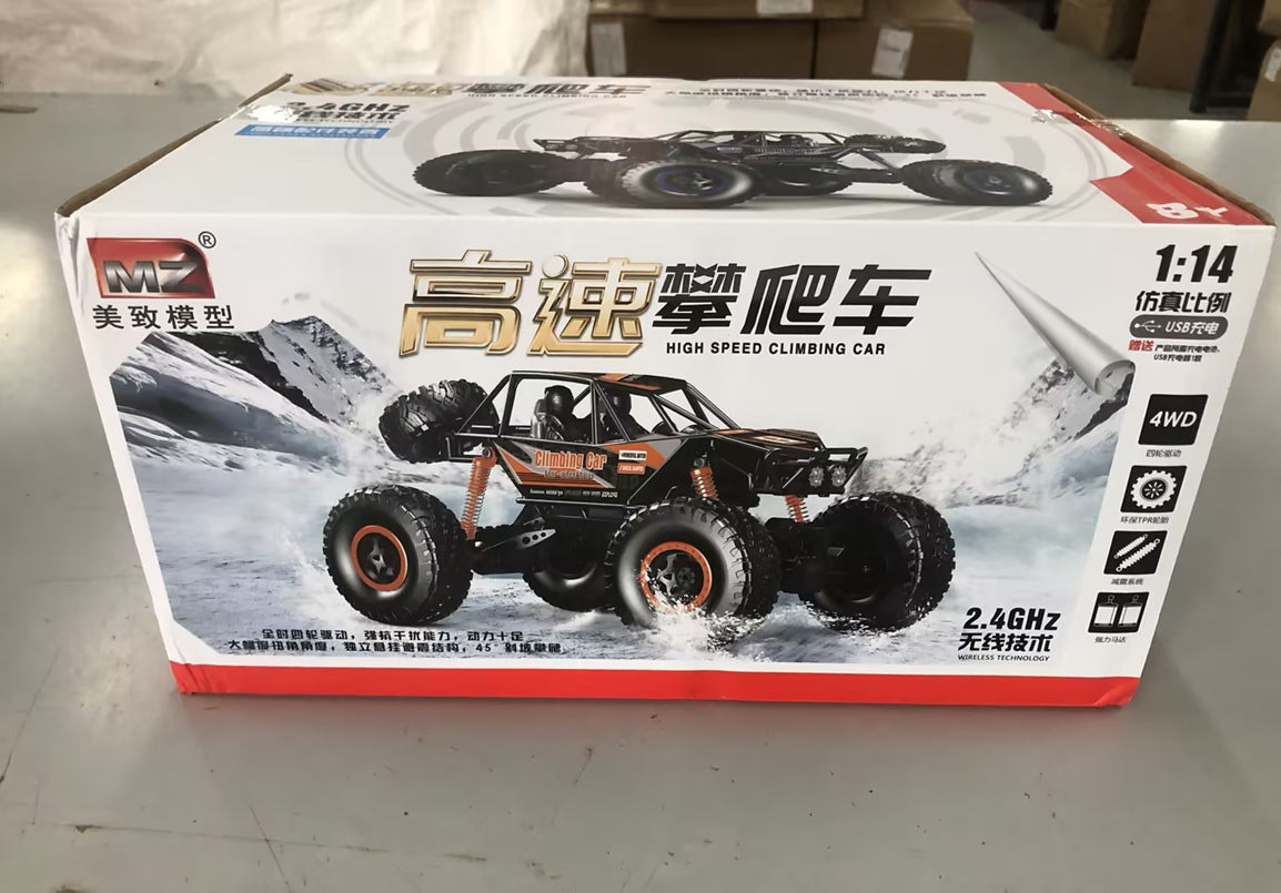 Voiture tout-terrain 4x4 télécommandée – vue 4