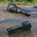 Lampe torche LED rechargeable longue portée
